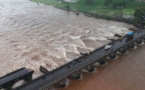 Search operation continues: Bridge collapse on Mumbai-Goa Highway near Mahad in Raigad district