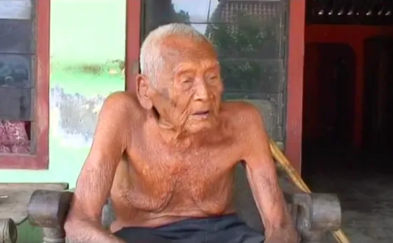 '145-year-old' Indonesian man may be worldâ€™s oldest person 