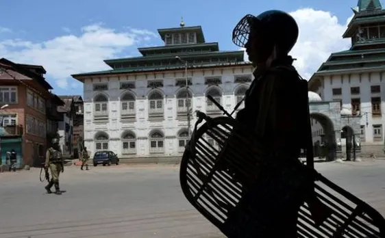 Kashmir unrest: Curfew set to be lifted today, except Pulwama, parts of Srinagar 