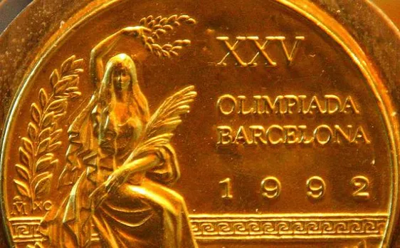 US: Atlanta girl strikes gold by finding stolen Olympic medal in trash