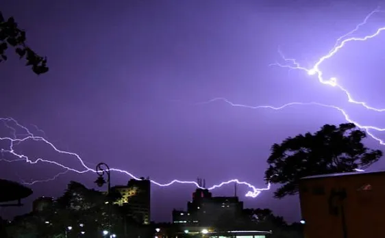 Lightning strikes leave 2 dead, 5 injured in Howrah and Delhi