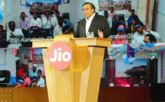 Reliance Jio 4g launch: Data-giri with free voice calls, cheaper data tariffs to begin from Sept 5