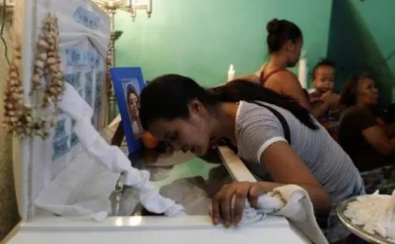 Philippine anti-crime crusade death toll hits 2,400 in three months