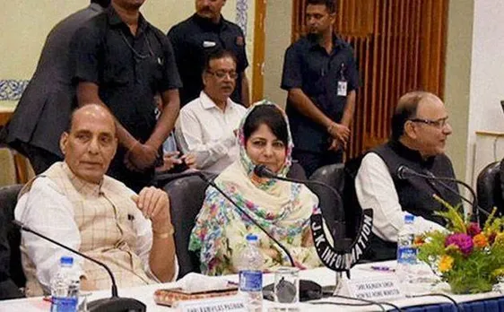 Kashmir peace talks: Second day of all-party visit today; Separatists snub talks bid