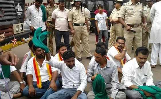 Cauvery water row: Agitated farmers block Bengaluru-Mysuru Highway; violent protests across Karnataka after SC directive