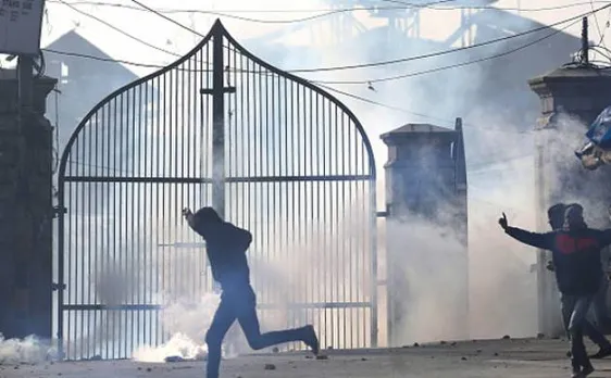 Kashmir unrest: 2 killed, over 12 injured in clashes with security forces