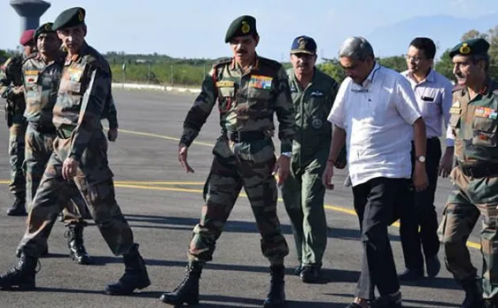 Uri Terror Attack: Take firm action against those responsible, Parrikar instructs Indian Army