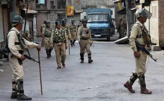 Curfew imposed in Kishtwar town after incident of stone pelting