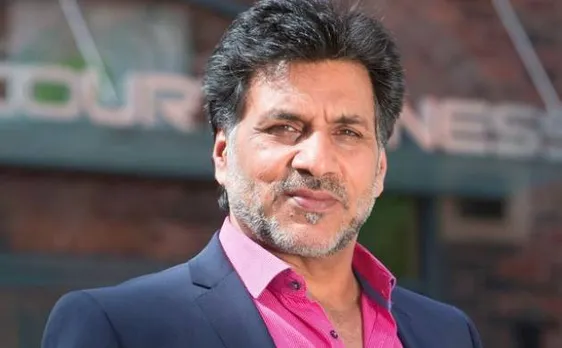 Sacked Pakistani actor apologises for hate tweets on Indians over Kashmir