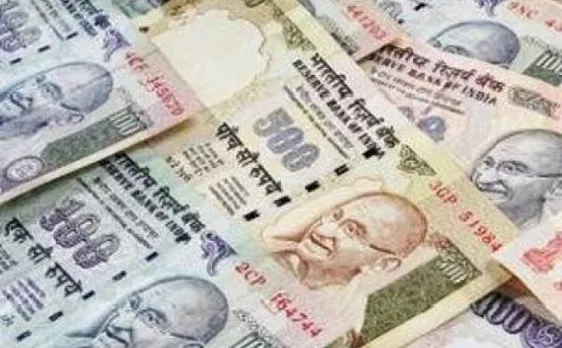 I-T raids in Karnataka in Medical colleges, recovers Rs.42 crore cash