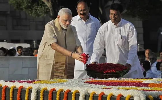 Leaders pay floral tributes to Mahatma Gandhi, apostle of peace and non violence