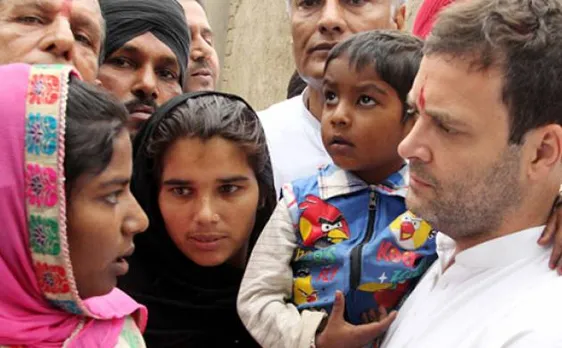 Rahul Gandhi promises to waive off farmers' loans if Congress comes to power in UP 