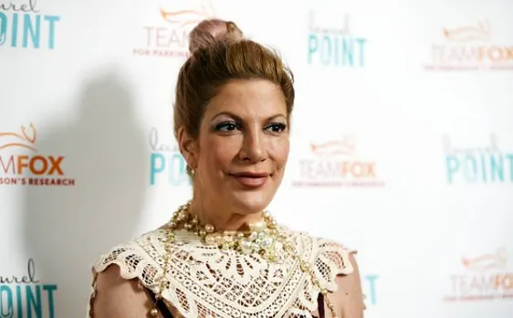  Tori Spelling is expecting her fifth child with husband Dean McDermott