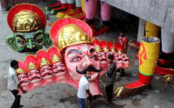 Dusshera: Muslim family keeps alive tradition of effigy making