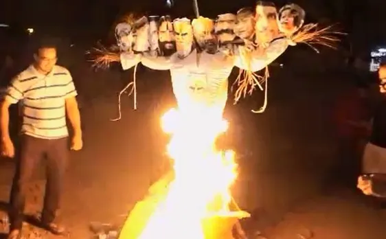 Home Ministry seeks report from Delhi Police after JNU students burn effigy of PM Modi, probe ordered