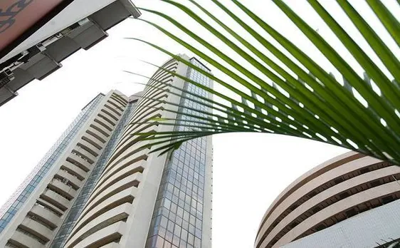 Sensex slumps over 475 pts as selling pressure gathers momentum