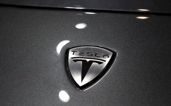 US electric car maker Tesla plans to collaborate with Panasonic Corp on solar energy