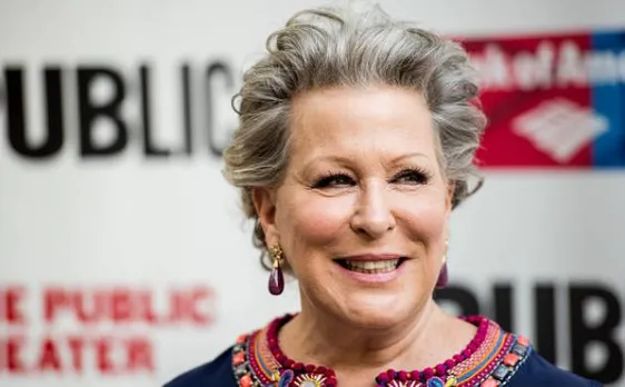 I look at social media as entertainment, says Bette Midler