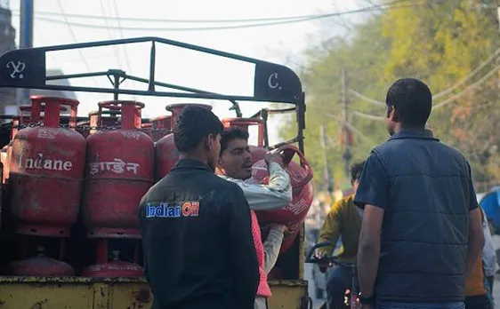 Subsidised LPG price rises by Rs 2 per cylinder; jet fuel rises by 7.3 per cent