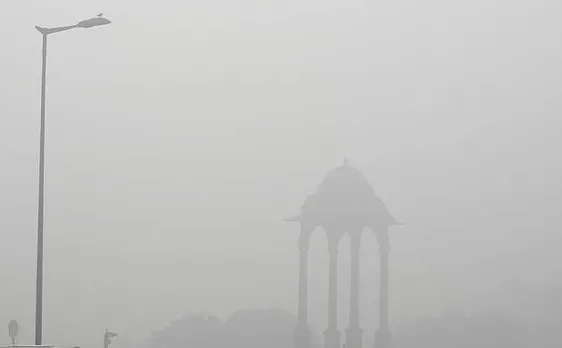 As smog irritates Delhi, Sisodia mulls â€˜war footingâ€™ ways to combat it 