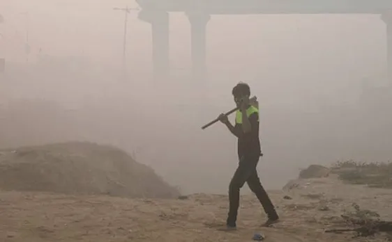 Centre says Delhi witnessing an emergency situation due to alarming pollution level