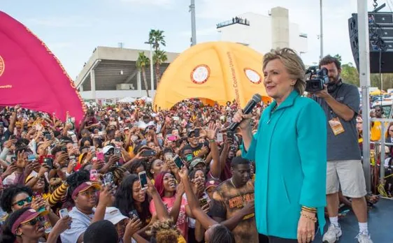 Clinton email investigation: FBI says no new conclusion after review of fresh batch