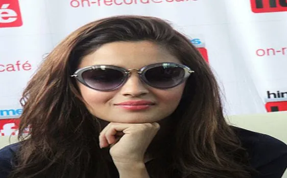 SRK always open for opinions from co-stars, says Alia