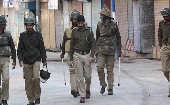 Police arrest 23 timber smugglers, 4 booked under Public Safety Act in Shopian district of Kashmir