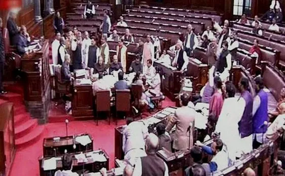 â€˜You couldnâ€™t recover Swiss bank black money, but created inconvenience for those with white moneyâ€™: Who said what on currency ban today