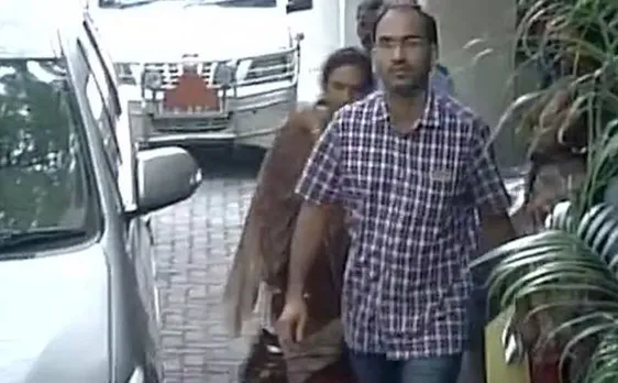 IT officials seize Rs 90 crore cash ,100 kg gold in a major raid post demonetisation at 8 locations in Chennai