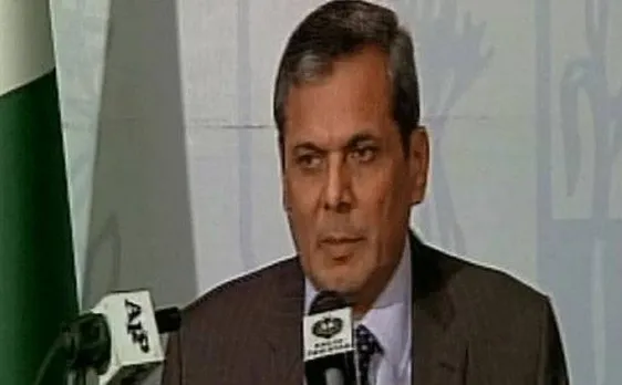 Pak accuses India of being defiant and intransigent over resumption of talks, Zakaria says any dialogue on Kashmir issue should be result-oriented