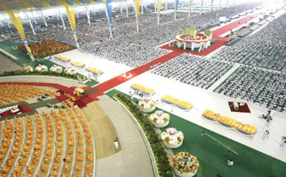 Thailand shuts ultra-rich temple's TV channel amid allegations of accepting illicit funds