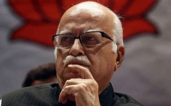 LK Advani upset over Parliament logjam, says he feels like resigning