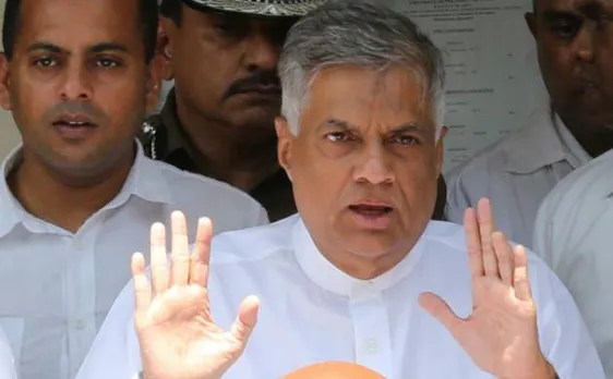 Sri Lankan PM Ranil Wickremesinghe offers worship at Tirumala temple