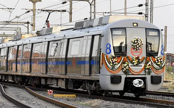Commuters not being forced to go cashless, says Delhi Metro