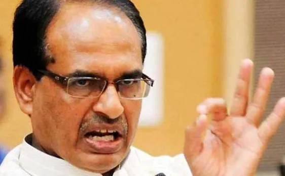 Watch  |  Madhya Pradesh CM Shivraj Singh embarks on mass awareness campaign for clean Narmada