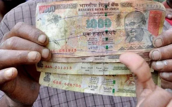 President approves promulgation of Specified Bank Notes Ordinance; holding old notes now a crime