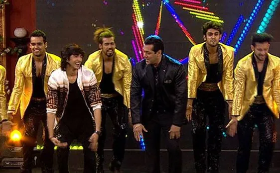 Bigg Boss Season 10: Salman Khan displays his charisma and special performances as housemates welcome 2017
