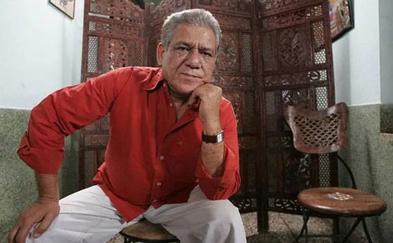 Veteran Bollywood actor Om Puri consigned to flames; Celebs mourn his death