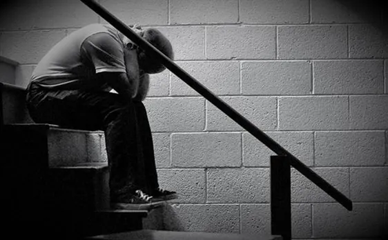 Half a million people over age of 60 suffer from extreme loneliness in UK