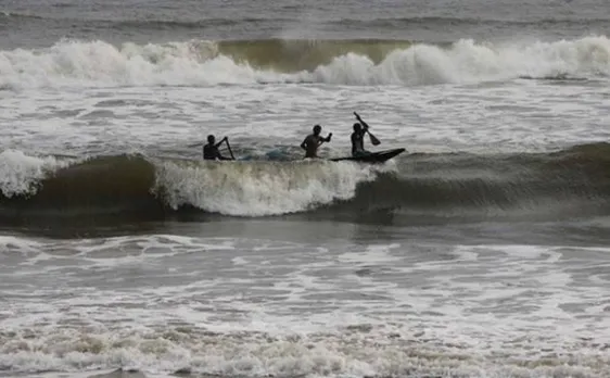 10 Tamil Nadu fishermen arrested, boats impounded by Sri Lankan Navy 