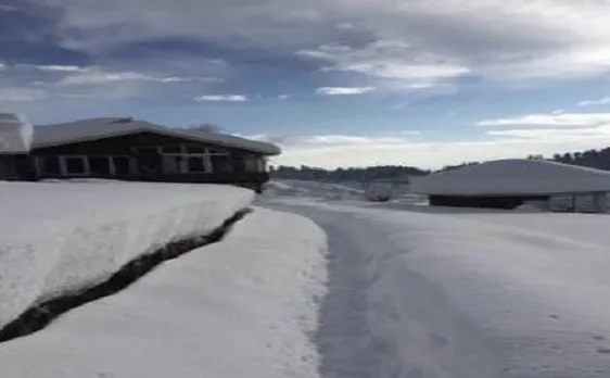 Kashmir snowfall: Cold wave intensifies in Valley, Gulmarg coldest at minus 12.4