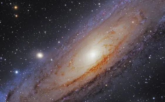 Milky Way's black hole throwing cosmic spitballs in the form of gas balls 