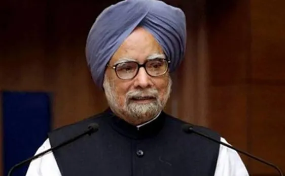 Former PM Manmohan Singh terms demonetisation move a disaster, says worse is yet to come
