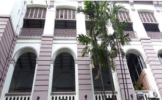 Kolkata | Fire breaks out in Presidency University campus, no casualties  
