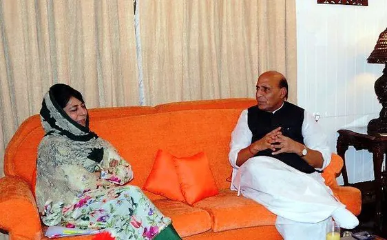  J-K CM Mehbooba Mufti meets Rajnath Singh; discusses Kashmir security situation