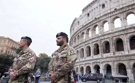 Italian government welcomes 41 Syrian refugees at Romeâ€™s airport