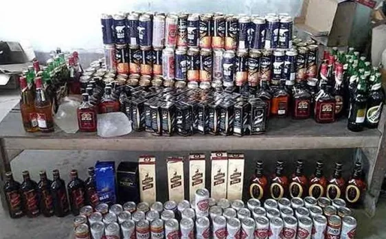 Rs 100 crore cash, liquor worth Rs 32 crore seized in poll-bound states till now