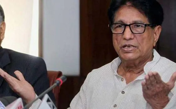 RLD chief Ajit Singh escapes unhurt as his helicopter tilts during take off