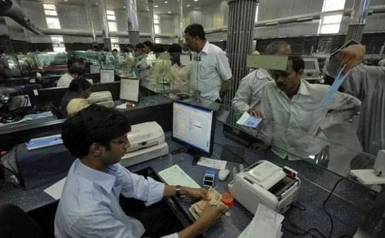 Bank employees illegally transacted scrapped notes worth Rs 71.5 crore: Government